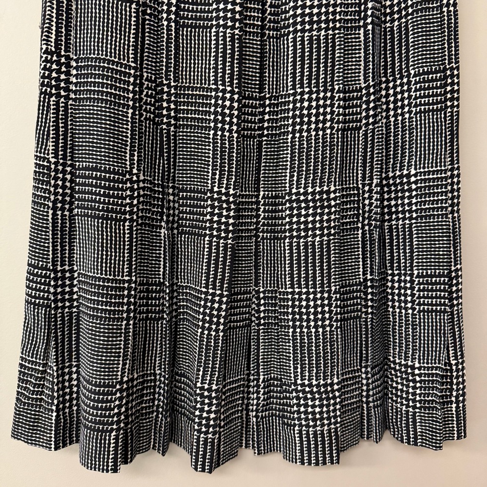 Vintage Adolfo Womens Silk Houndstooth Pleated Skirt Size Medium Black White - Picture 4 of 8